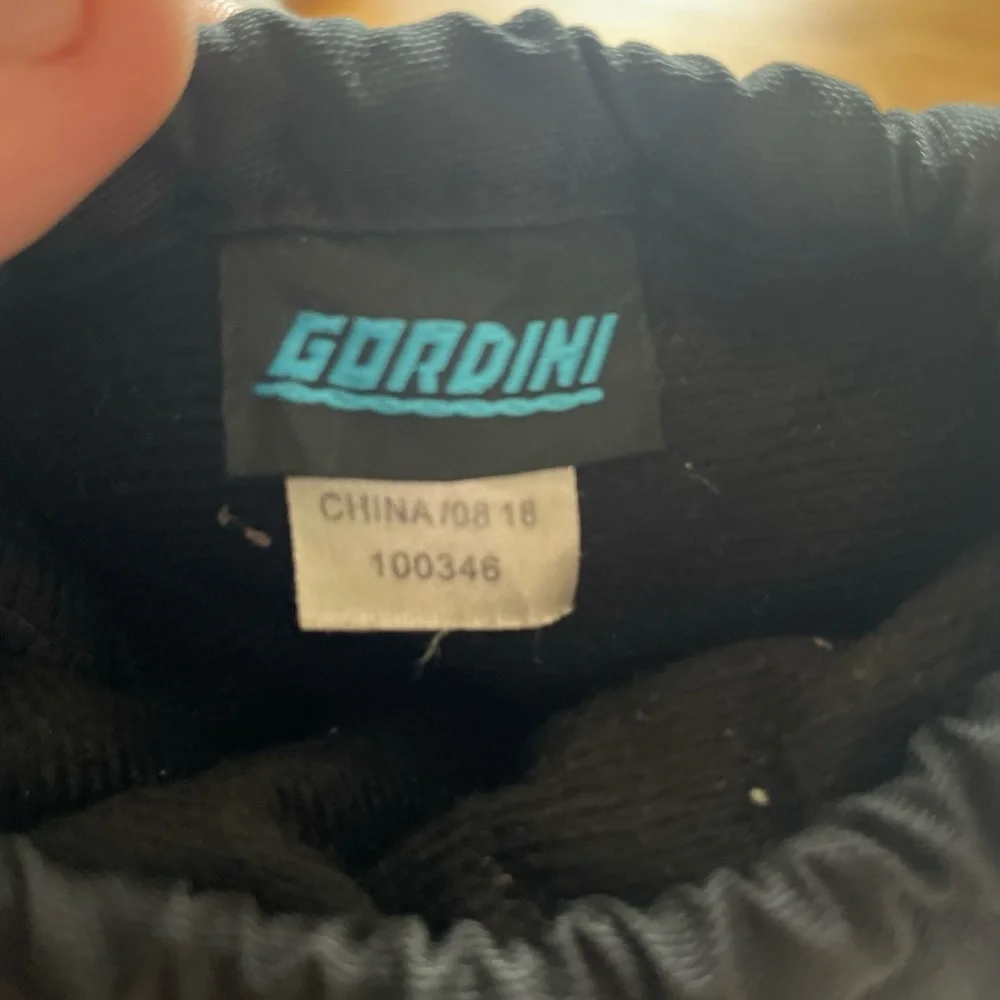 Gordini Black and Pink Winter Gloves